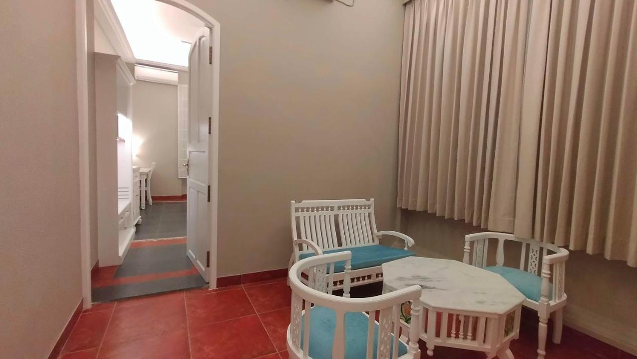Villa Cavi ポンディシェリ エクステリア 写真