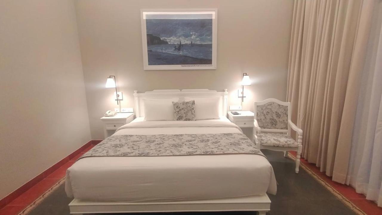 Villa Cavi ポンディシェリ エクステリア 写真